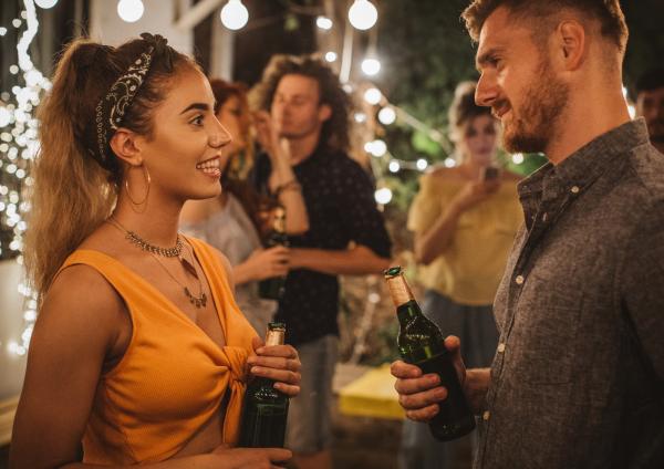 Wingman & Wingwoman | Osebni povezovalec | MATCHMe.si